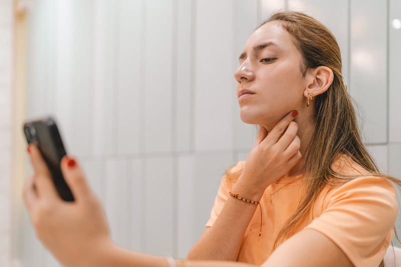 red light therapy double chin
